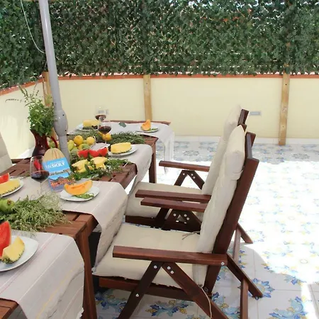 La Terrazzina Holiday House *